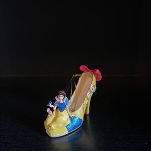 Snow White - Discover New Friends